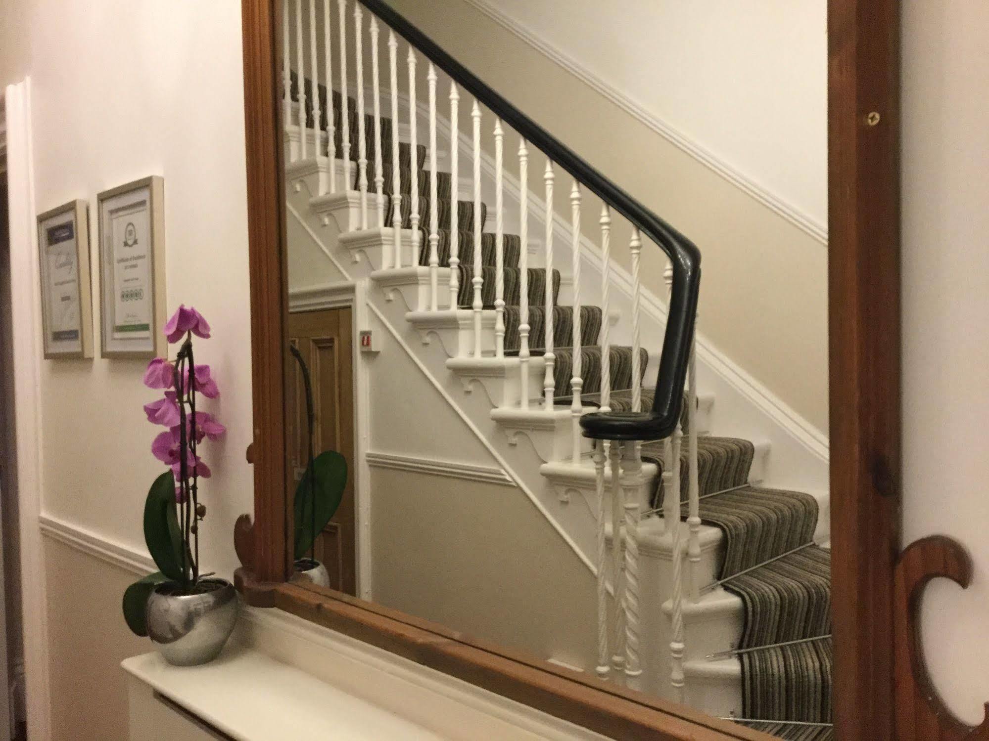 Craggallan Guest House Ayr Esterno foto